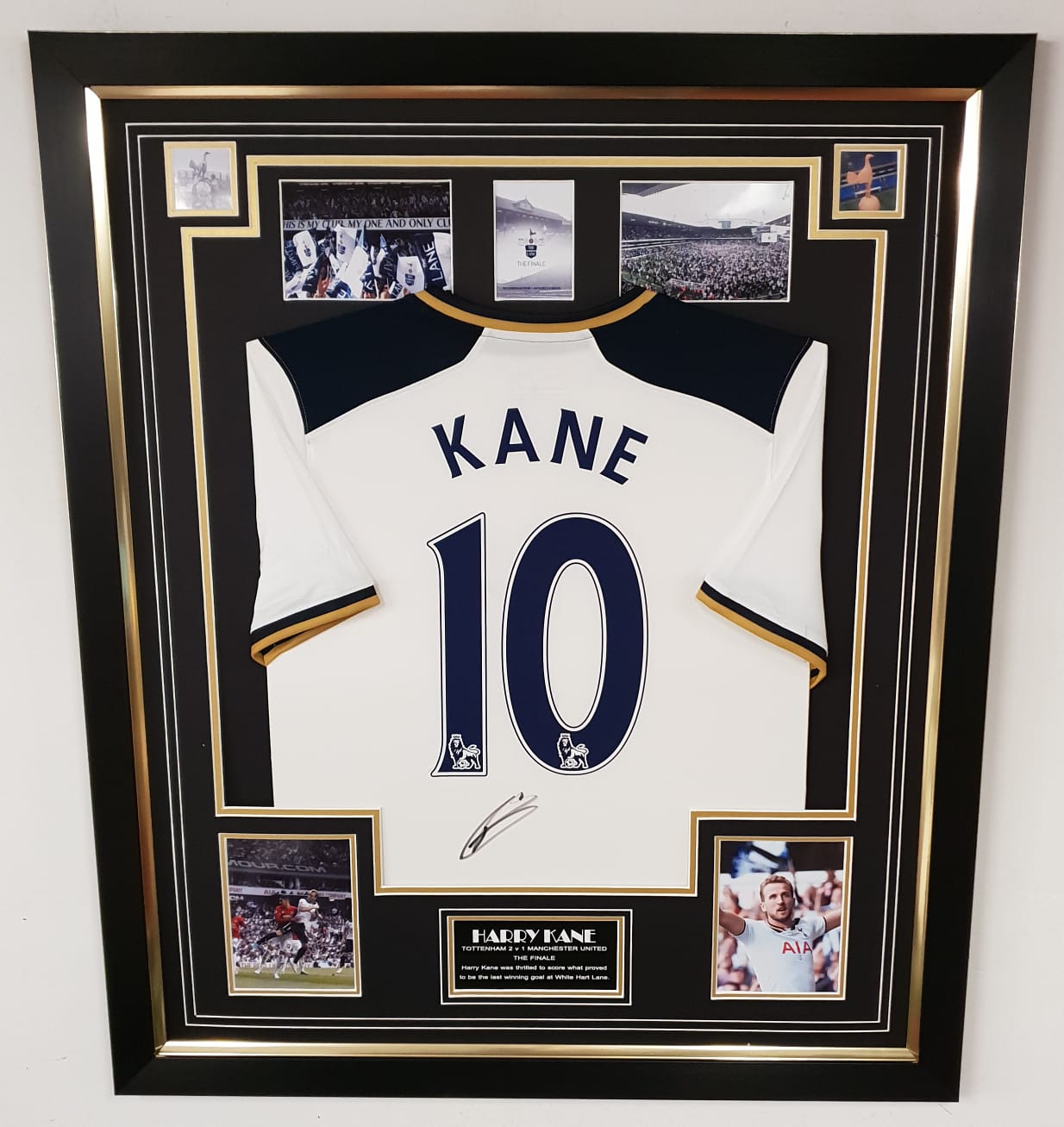 Harry Kane Signed & Framed Tottenham Hotspur F.C Photo Mount Display A –  Piece of Fame