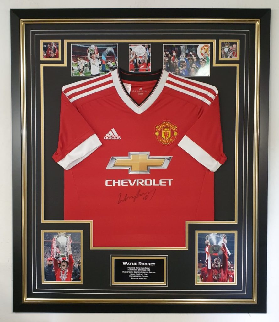 signed framed man utd shirt